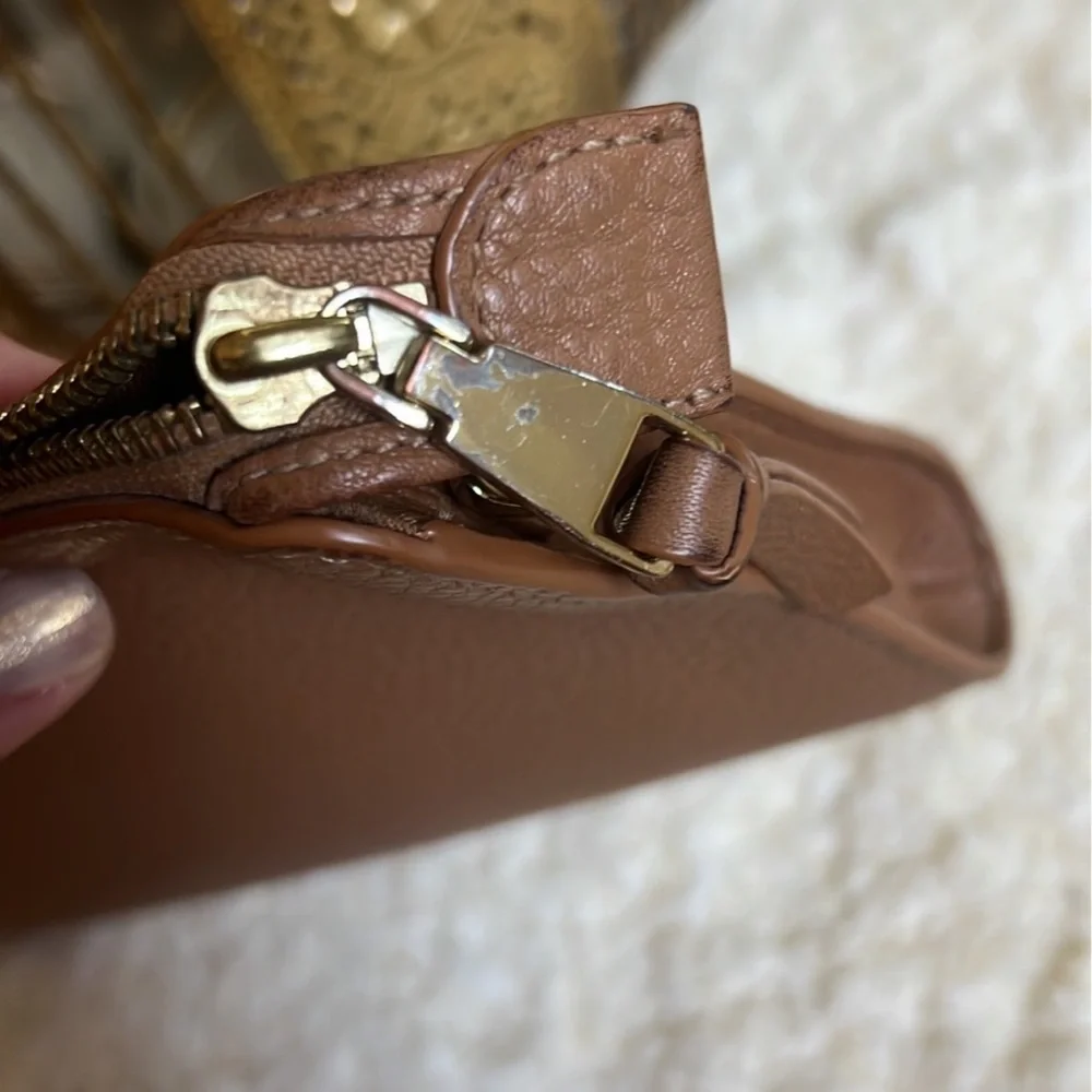 Tory Burch Brown Pebbled Leather Crossbody Wallet with Gold Logo